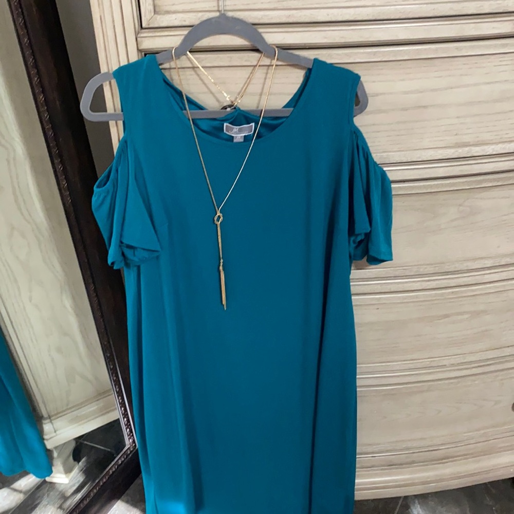 Women plus size cold shoulder dress
